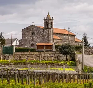 Kirche Santa María de Adina