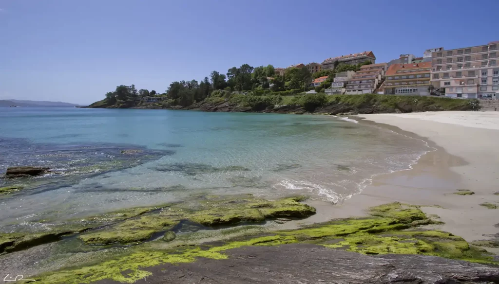 Caneliñas beach