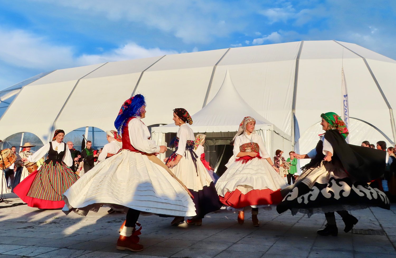 Baile y música tradicional